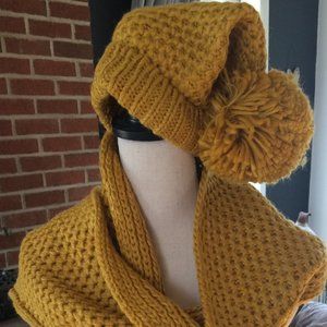 Cute Mustard Hat & Scarf Set NWOT